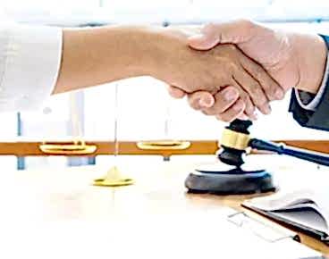 Yabancı Uyruklular Türkiye'de Nasıl Ev Alabilir?